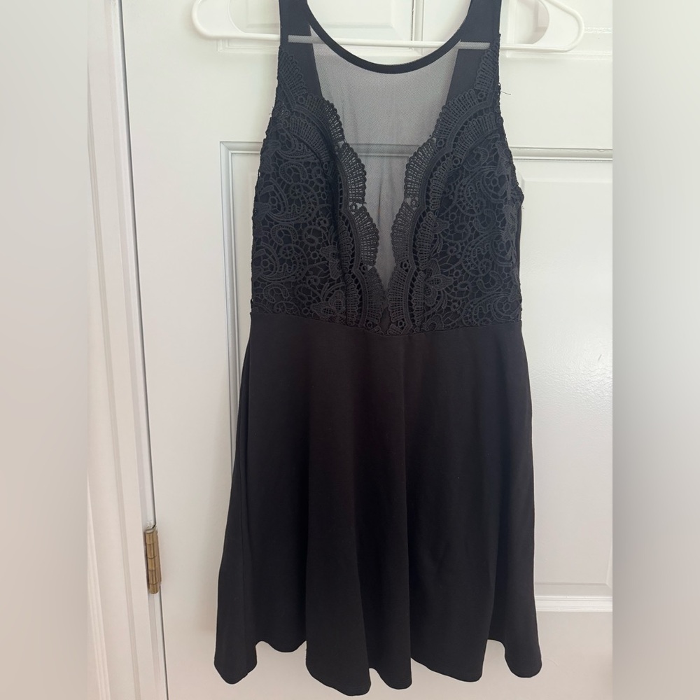 Lulus | I Promise Black Lace Skater Dress